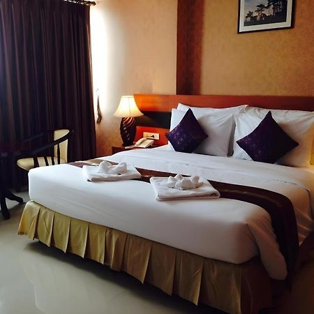 Sirimathani Hotel Лей Экстерьер фото