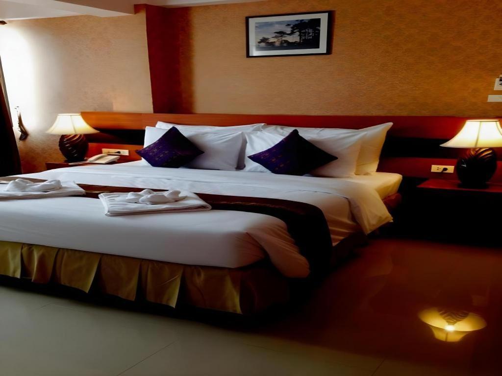 Sirimathani Hotel Лей Экстерьер фото