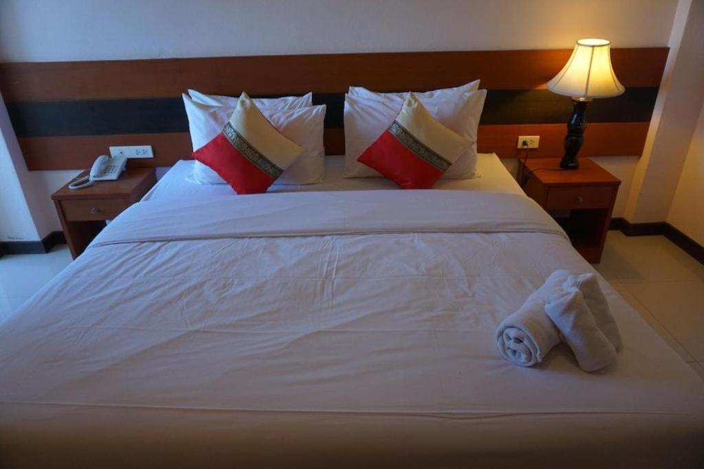Sirimathani Hotel Лей Экстерьер фото
