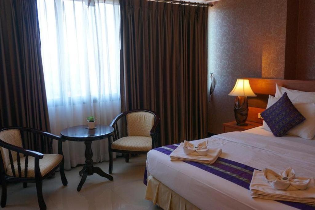 Sirimathani Hotel Лей Экстерьер фото