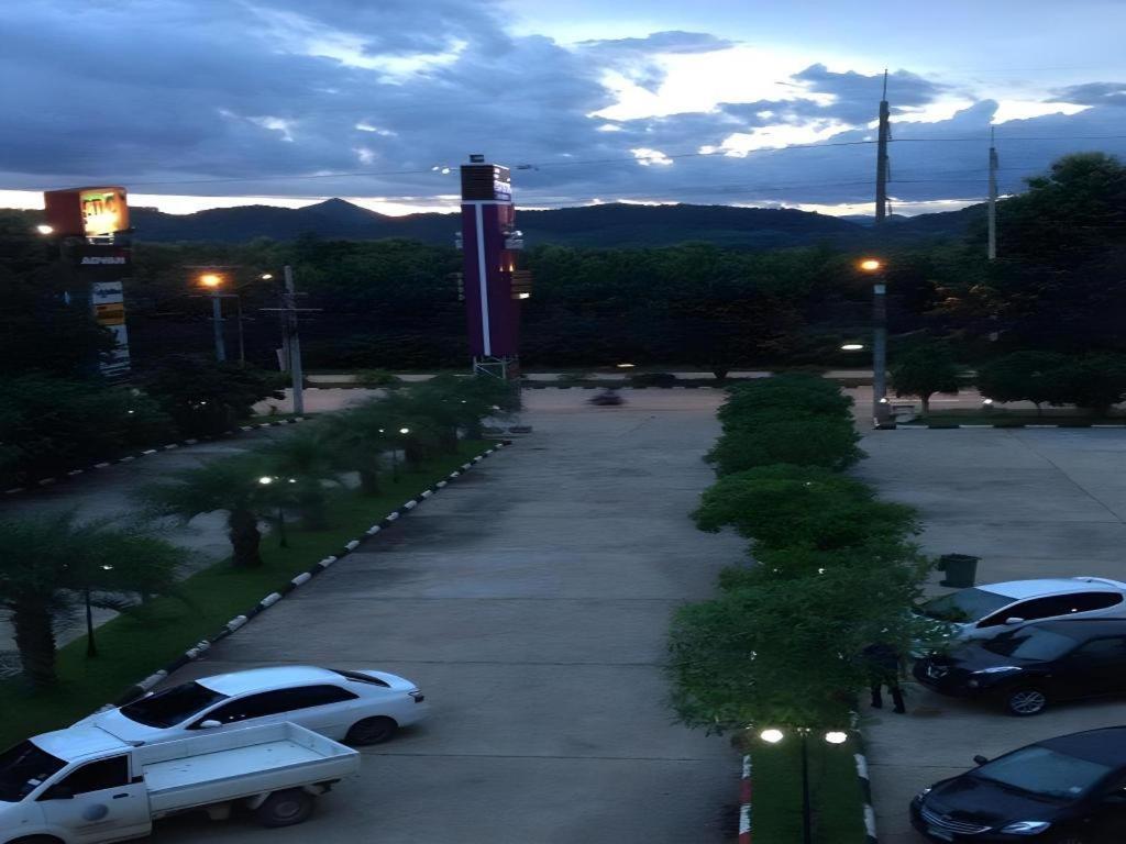 Sirimathani Hotel Лей Экстерьер фото