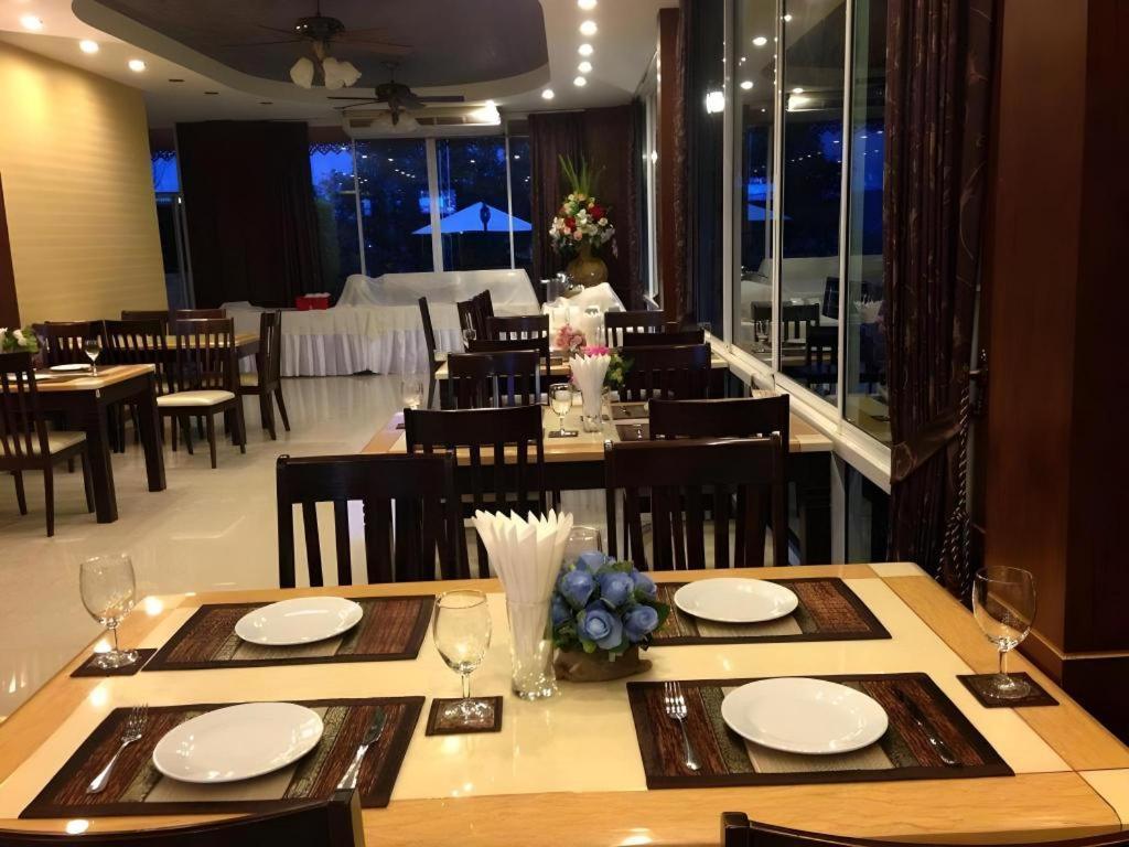 Sirimathani Hotel Лей Экстерьер фото